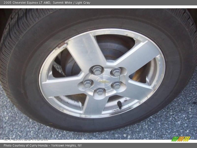 Summit White / Light Gray 2005 Chevrolet Equinox LT AWD