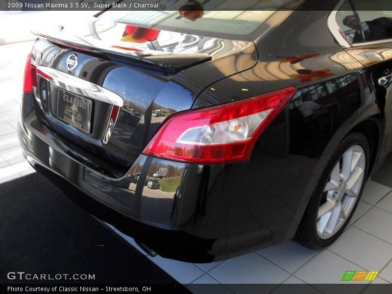 Super Black / Charcoal 2009 Nissan Maxima 3.5 SV