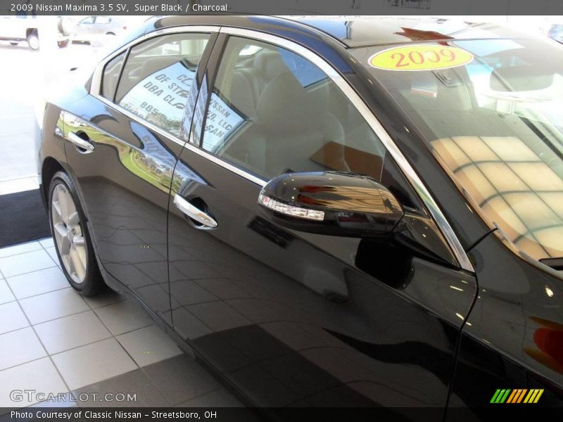 Super Black / Charcoal 2009 Nissan Maxima 3.5 SV