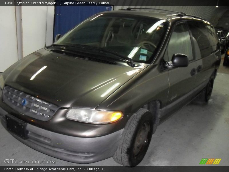 Alpine Green Pearl / Camel 1998 Plymouth Grand Voyager SE