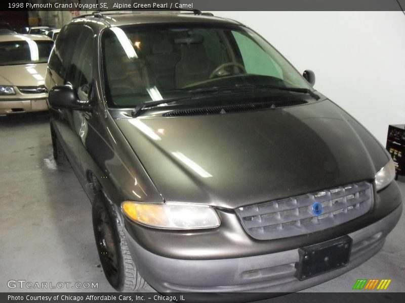 Alpine Green Pearl / Camel 1998 Plymouth Grand Voyager SE