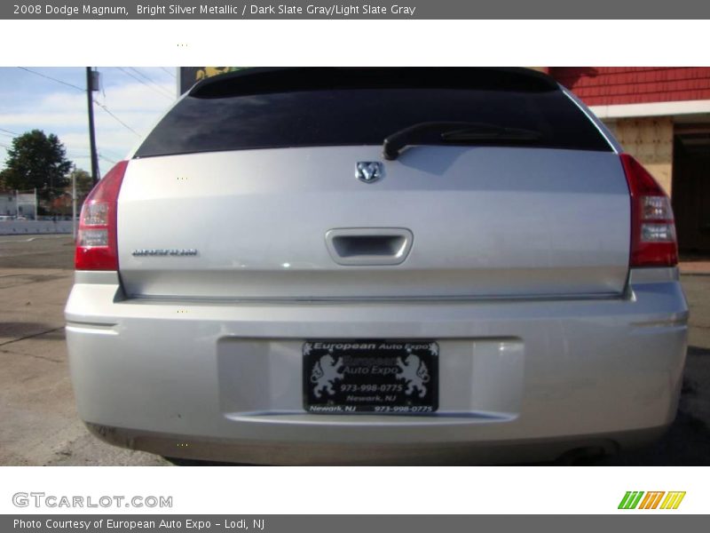 Bright Silver Metallic / Dark Slate Gray/Light Slate Gray 2008 Dodge Magnum
