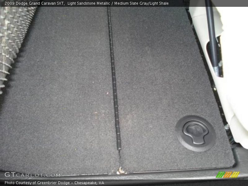 Light Sandstone Metallic / Medium Slate Gray/Light Shale 2009 Dodge Grand Caravan SXT