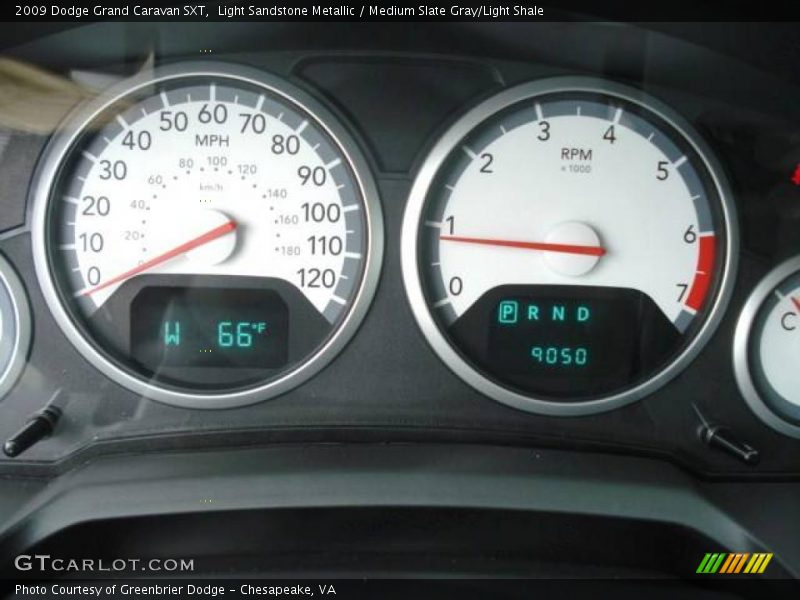 Light Sandstone Metallic / Medium Slate Gray/Light Shale 2009 Dodge Grand Caravan SXT