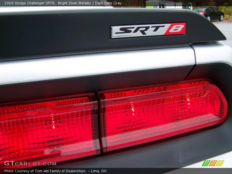 Bright Silver Metallic / Dark Slate Gray 2009 Dodge Challenger SRT8
