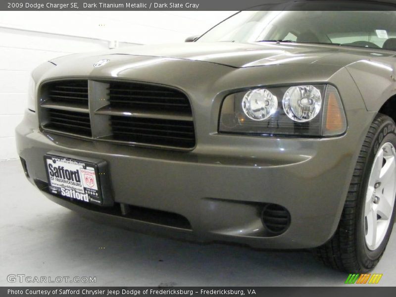 Dark Titanium Metallic / Dark Slate Gray 2009 Dodge Charger SE
