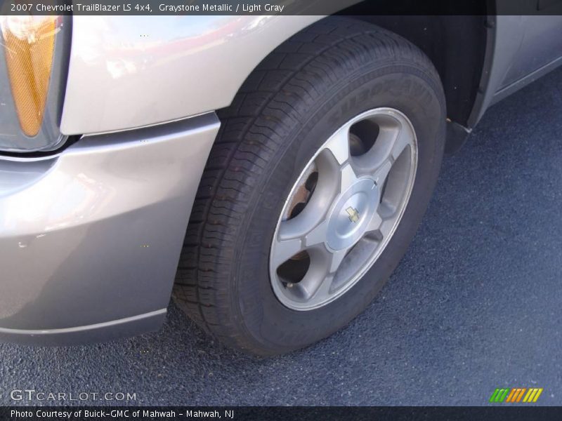 Graystone Metallic / Light Gray 2007 Chevrolet TrailBlazer LS 4x4