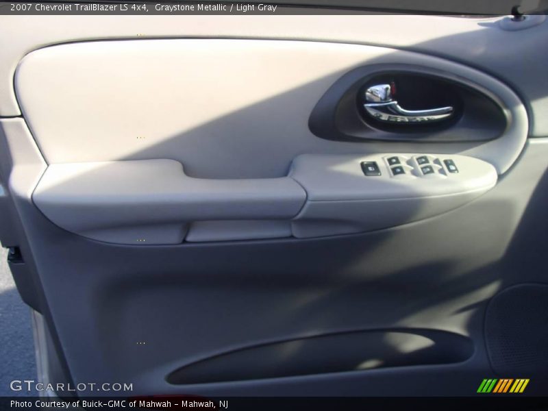 Graystone Metallic / Light Gray 2007 Chevrolet TrailBlazer LS 4x4