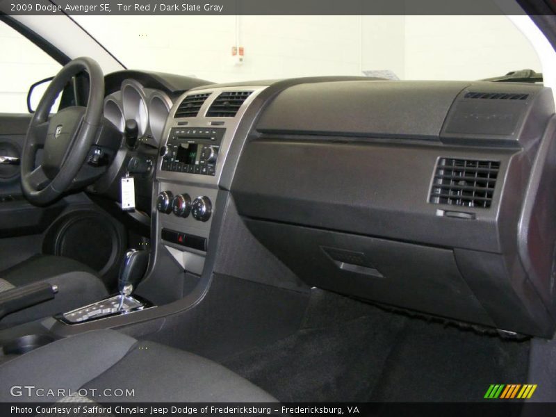 Tor Red / Dark Slate Gray 2009 Dodge Avenger SE
