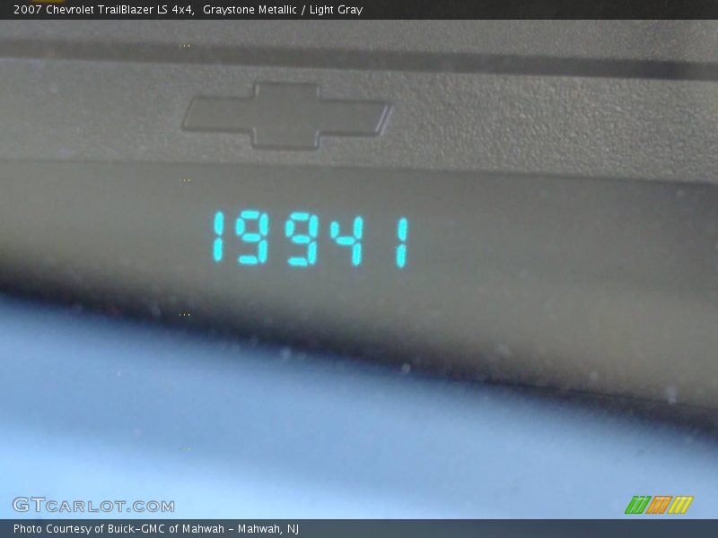 Graystone Metallic / Light Gray 2007 Chevrolet TrailBlazer LS 4x4