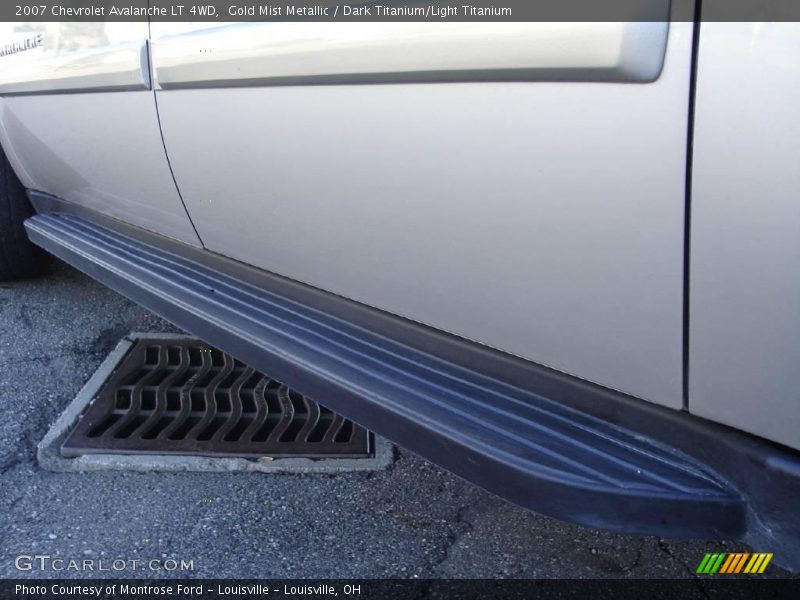 Gold Mist Metallic / Dark Titanium/Light Titanium 2007 Chevrolet Avalanche LT 4WD