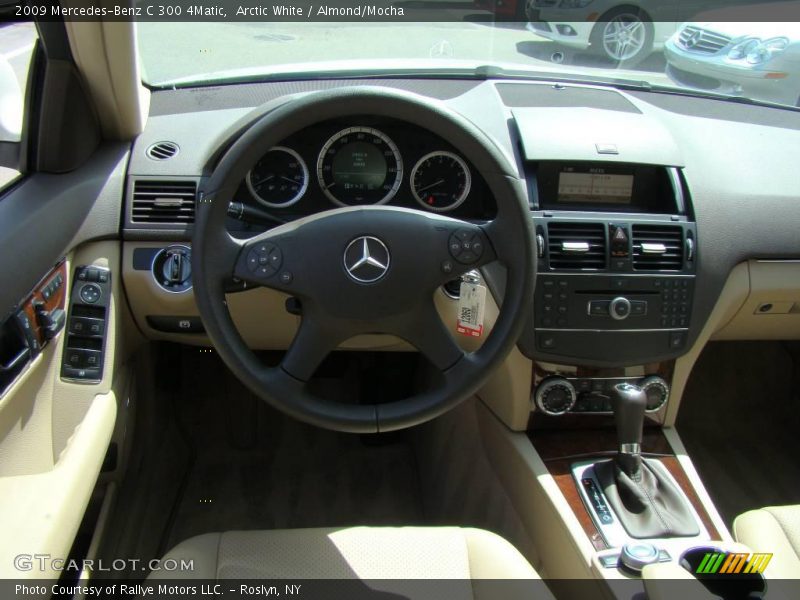 Arctic White / Almond/Mocha 2009 Mercedes-Benz C 300 4Matic