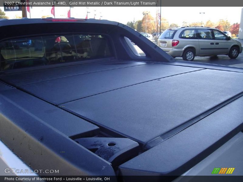 Gold Mist Metallic / Dark Titanium/Light Titanium 2007 Chevrolet Avalanche LT 4WD