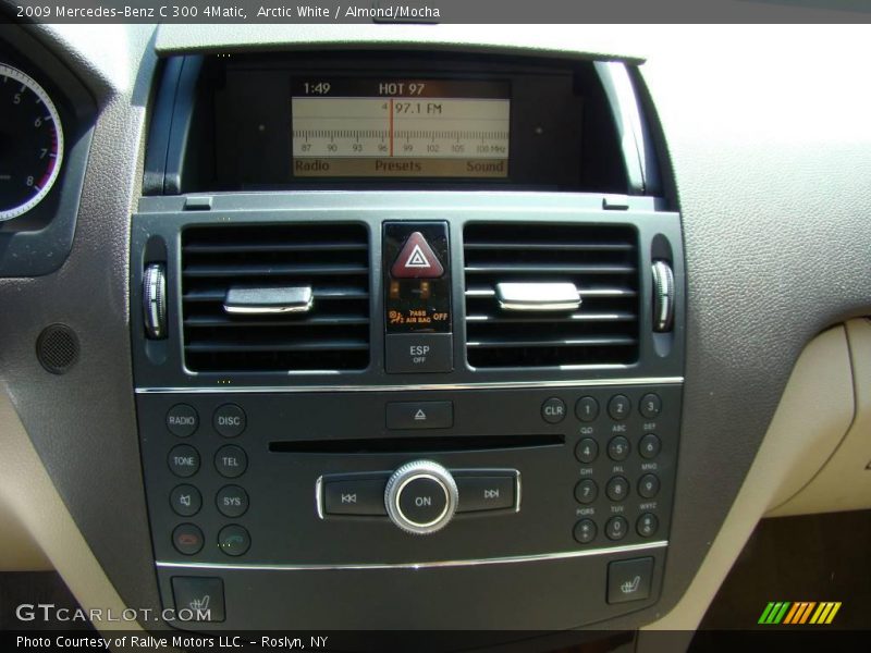 Arctic White / Almond/Mocha 2009 Mercedes-Benz C 300 4Matic