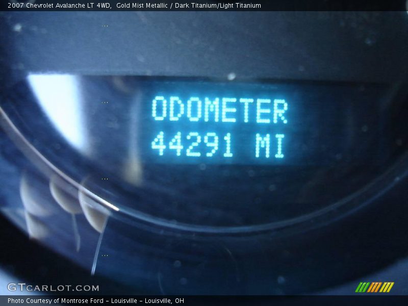 Gold Mist Metallic / Dark Titanium/Light Titanium 2007 Chevrolet Avalanche LT 4WD