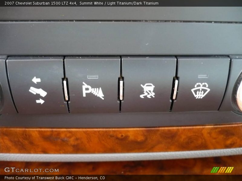 Summit White / Light Titanium/Dark Titanium 2007 Chevrolet Suburban 1500 LTZ 4x4