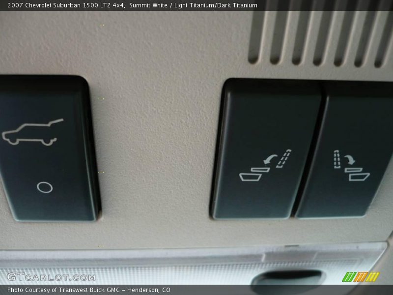 Summit White / Light Titanium/Dark Titanium 2007 Chevrolet Suburban 1500 LTZ 4x4