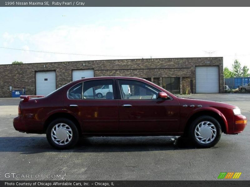 Ruby Pearl / Gray 1996 Nissan Maxima SE