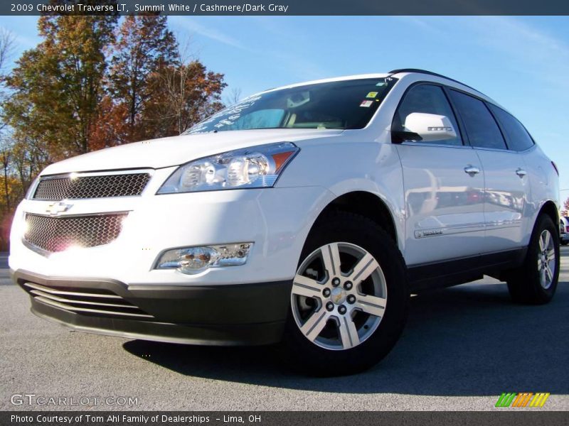 Summit White / Cashmere/Dark Gray 2009 Chevrolet Traverse LT