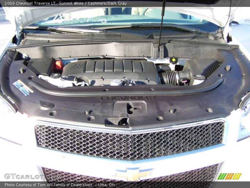 Summit White / Cashmere/Dark Gray 2009 Chevrolet Traverse LT