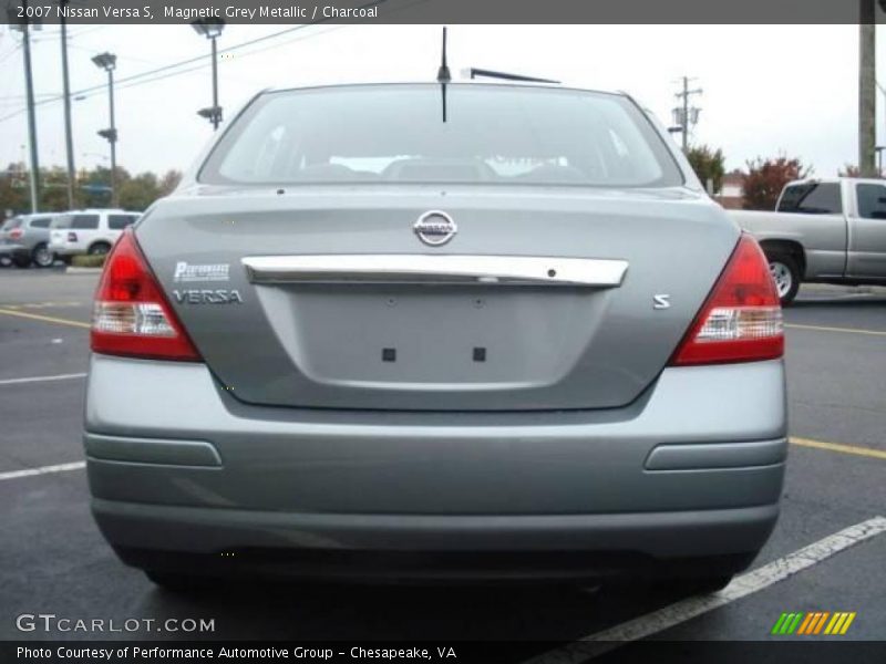 Magnetic Grey Metallic / Charcoal 2007 Nissan Versa S