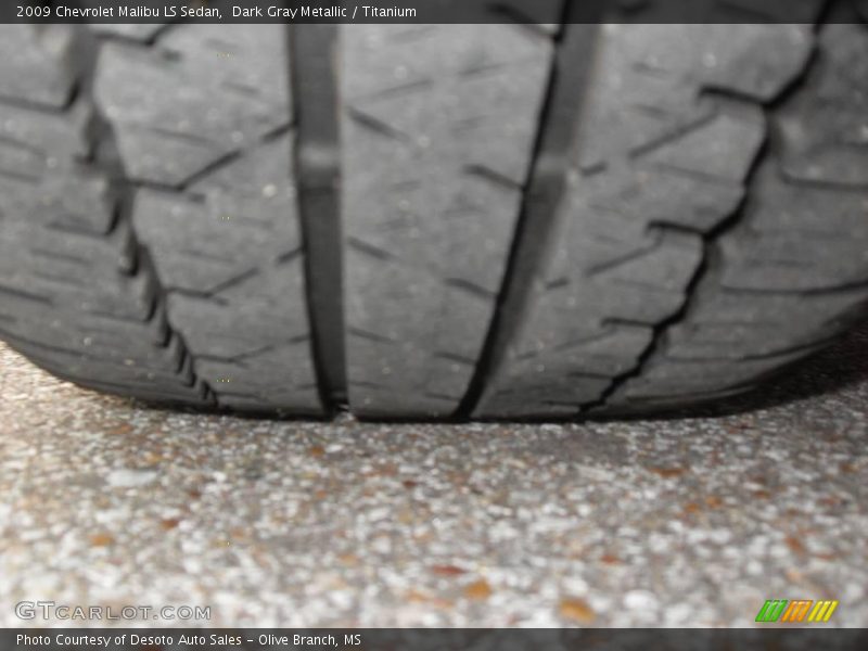 Dark Gray Metallic / Titanium 2009 Chevrolet Malibu LS Sedan