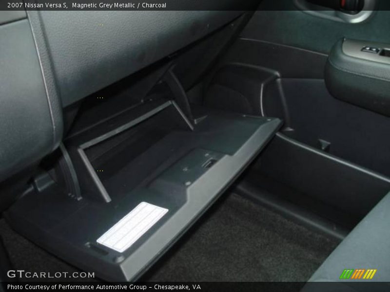 Magnetic Grey Metallic / Charcoal 2007 Nissan Versa S
