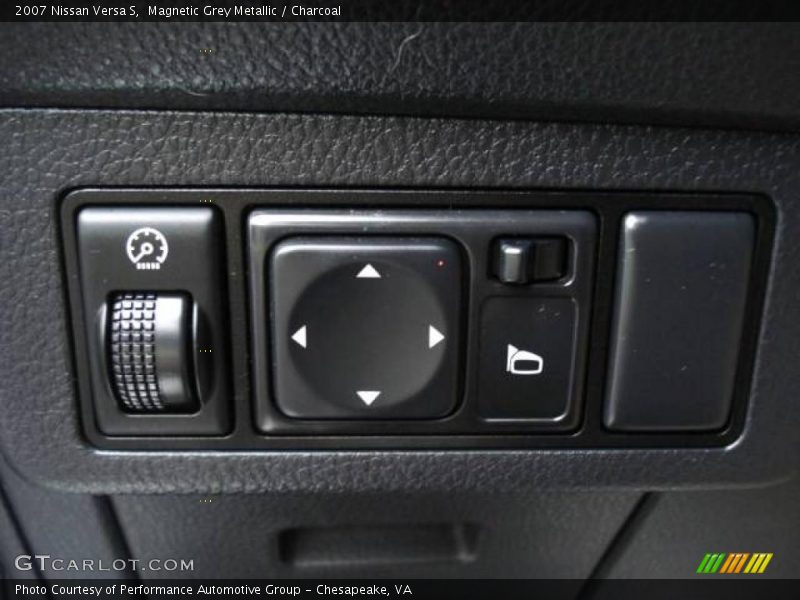 Magnetic Grey Metallic / Charcoal 2007 Nissan Versa S