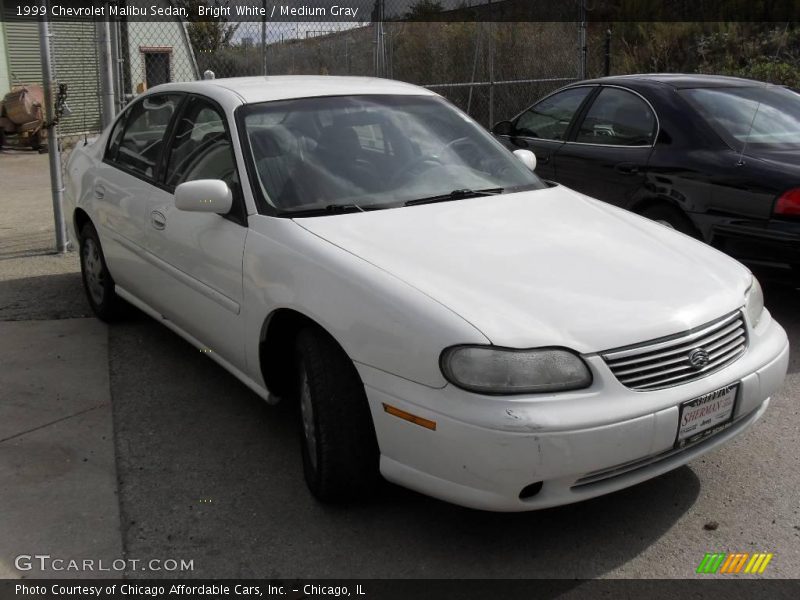 Bright White / Medium Gray 1999 Chevrolet Malibu Sedan