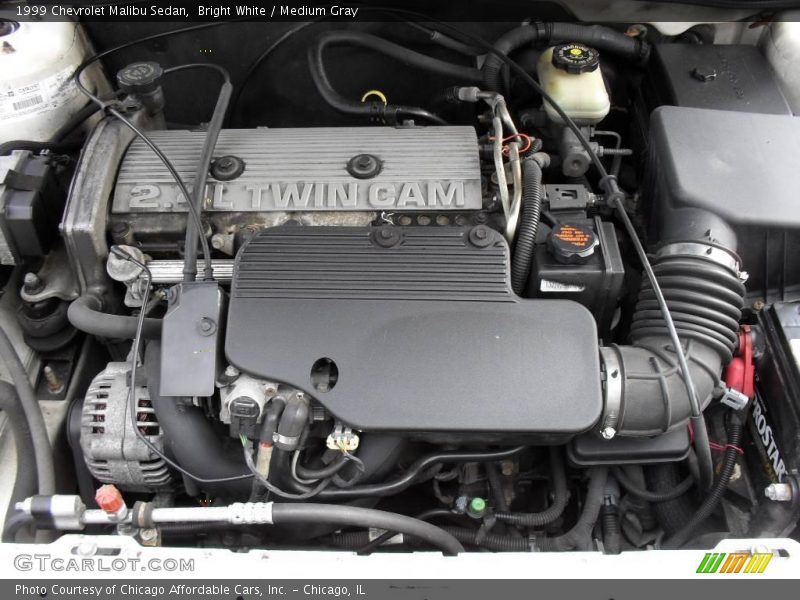 Bright White / Medium Gray 1999 Chevrolet Malibu Sedan