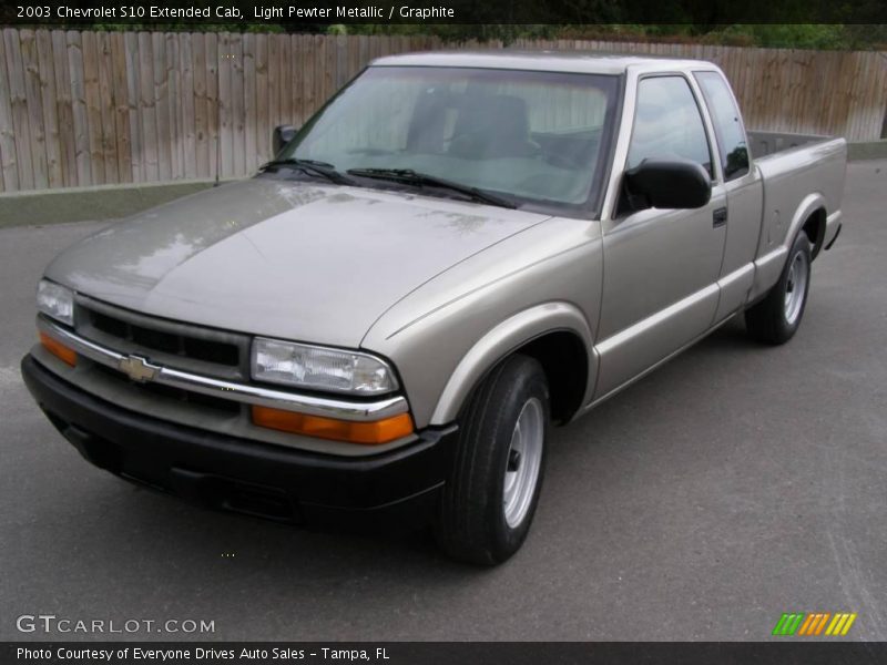 Light Pewter Metallic / Graphite 2003 Chevrolet S10 Extended Cab