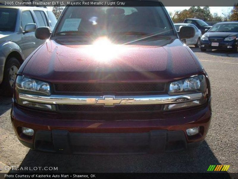 Majestic Red Metallic / Light Gray 2005 Chevrolet TrailBlazer EXT LS