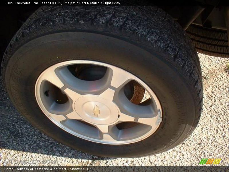 Majestic Red Metallic / Light Gray 2005 Chevrolet TrailBlazer EXT LS