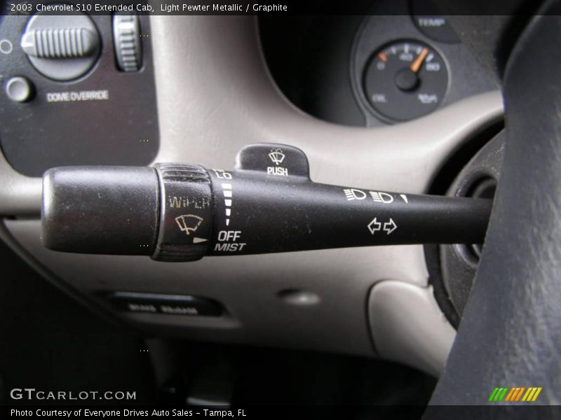 Light Pewter Metallic / Graphite 2003 Chevrolet S10 Extended Cab