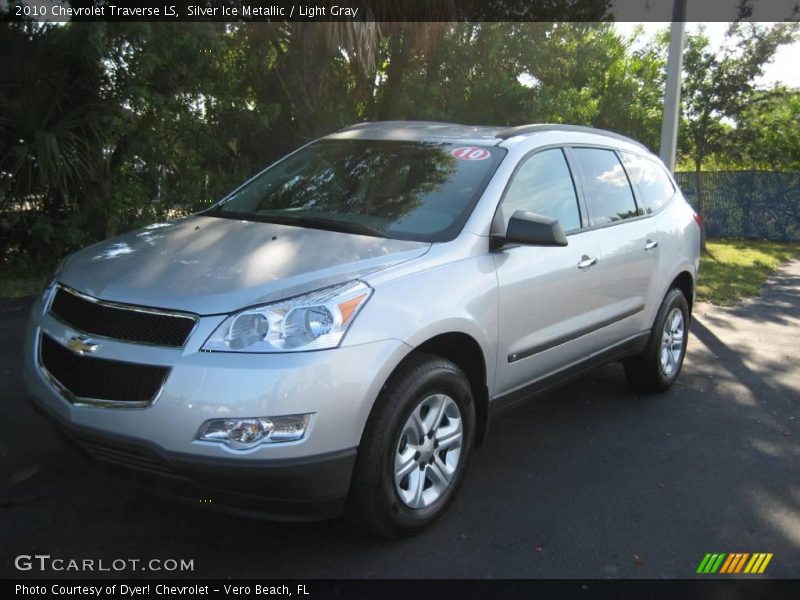 Silver Ice Metallic / Light Gray 2010 Chevrolet Traverse LS
