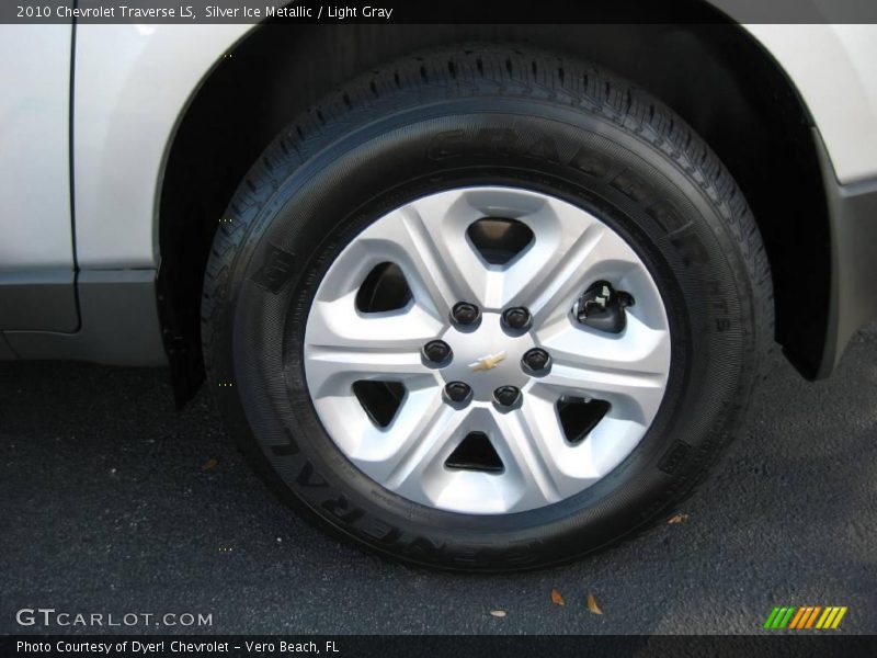 Silver Ice Metallic / Light Gray 2010 Chevrolet Traverse LS