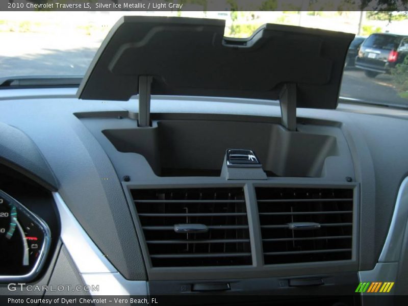 Silver Ice Metallic / Light Gray 2010 Chevrolet Traverse LS