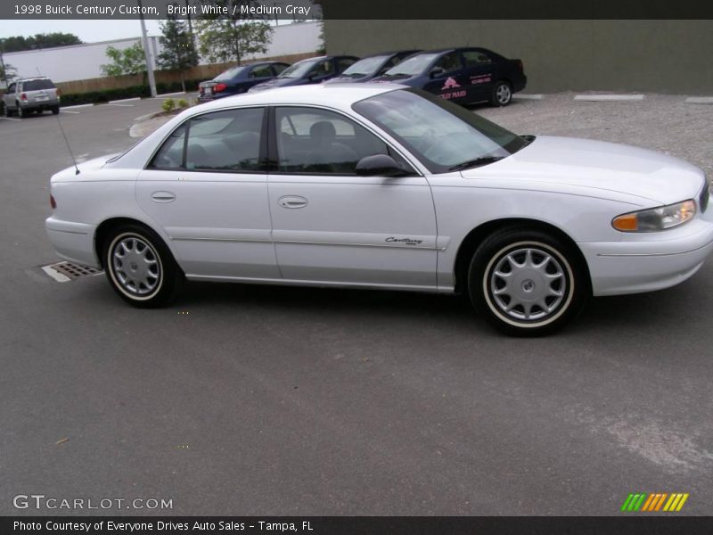 Bright White / Medium Gray 1998 Buick Century Custom