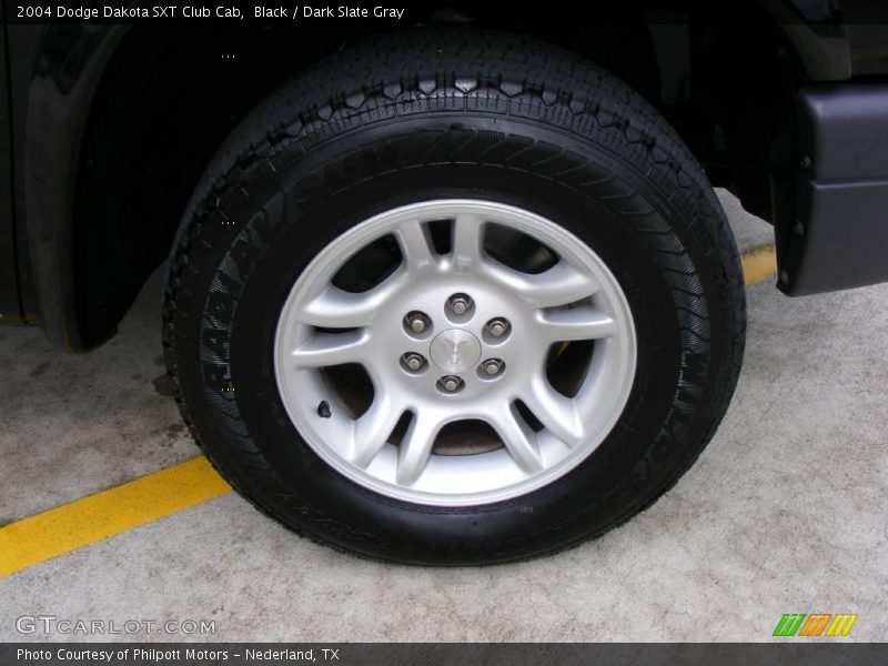 Black / Dark Slate Gray 2004 Dodge Dakota SXT Club Cab