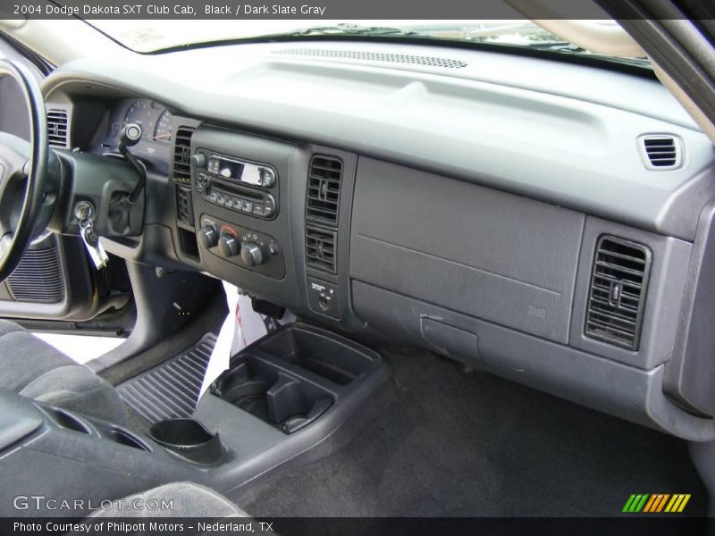 Black / Dark Slate Gray 2004 Dodge Dakota SXT Club Cab