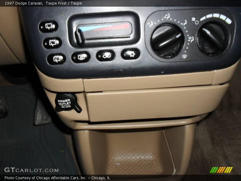 Taupe Frost / Taupe 1997 Dodge Caravan