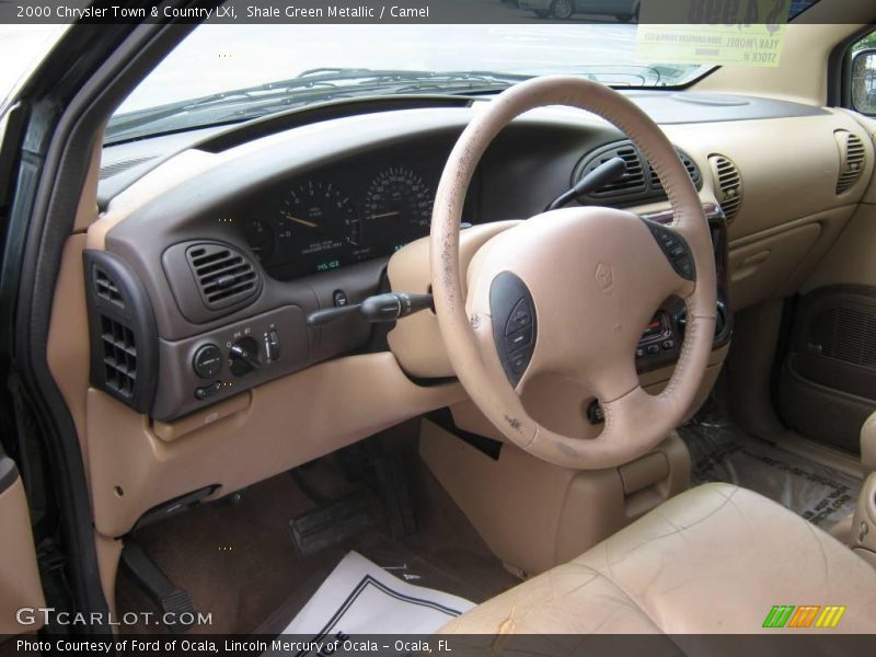 Shale Green Metallic / Camel 2000 Chrysler Town & Country LXi