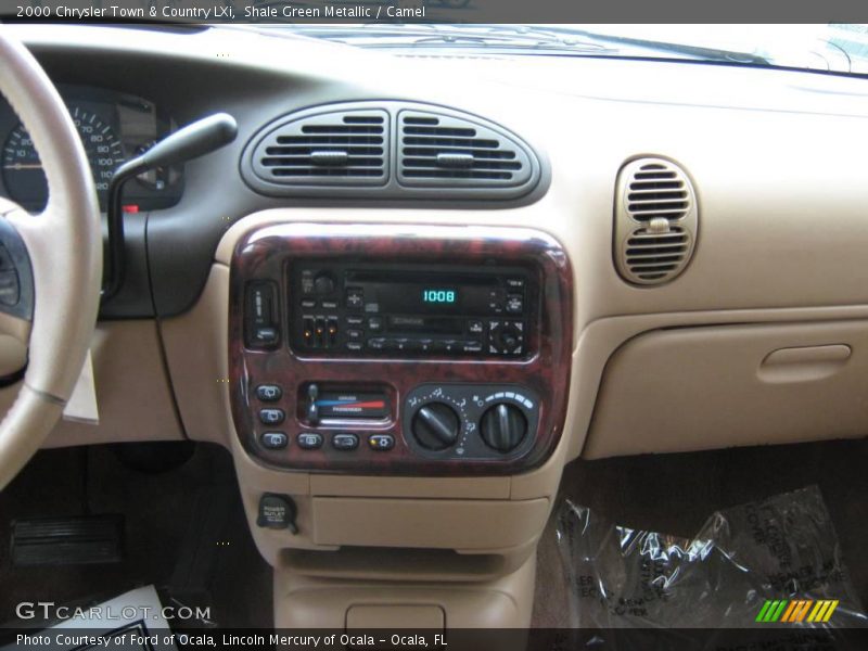 Shale Green Metallic / Camel 2000 Chrysler Town & Country LXi