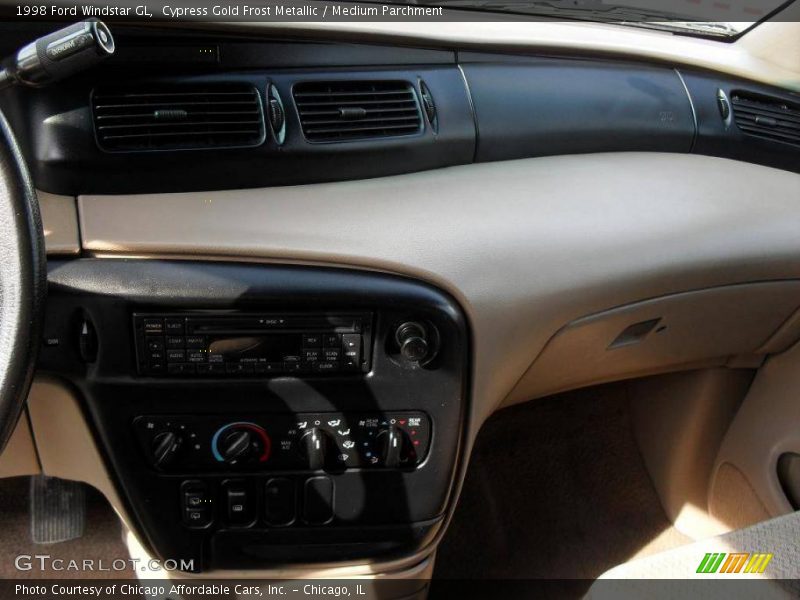Cypress Gold Frost Metallic / Medium Parchment 1998 Ford Windstar GL