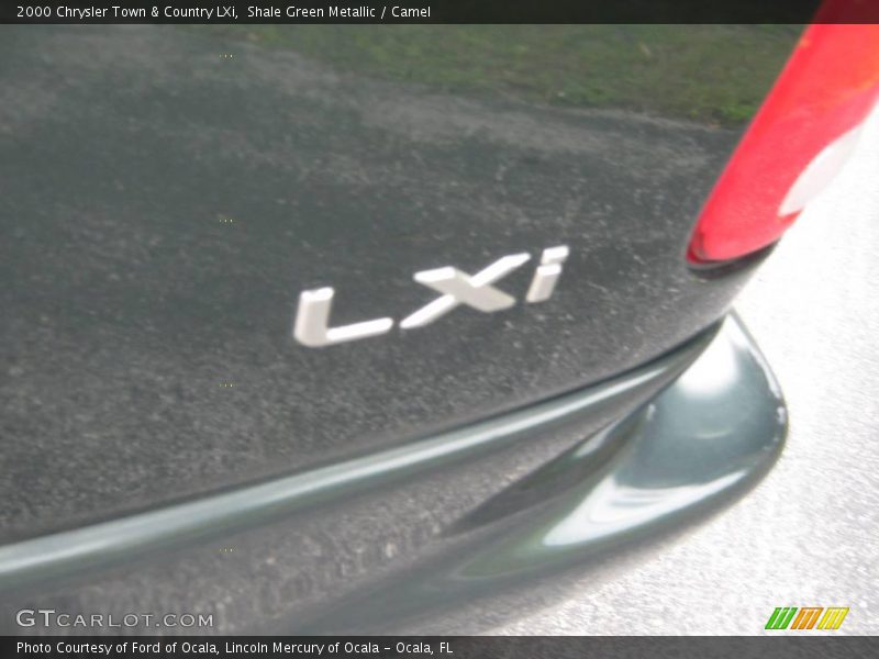 Shale Green Metallic / Camel 2000 Chrysler Town & Country LXi