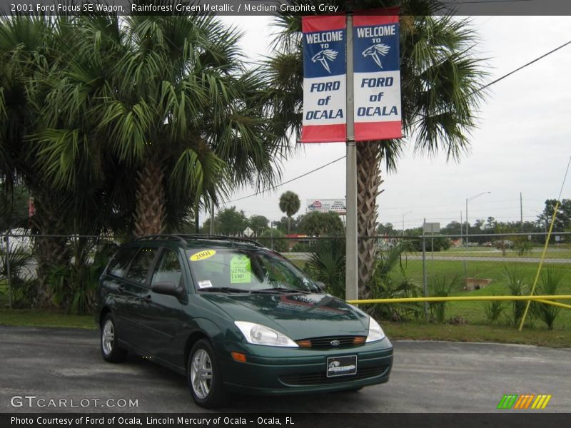 Rainforest Green Metallic / Medium Graphite Grey 2001 Ford Focus SE Wagon