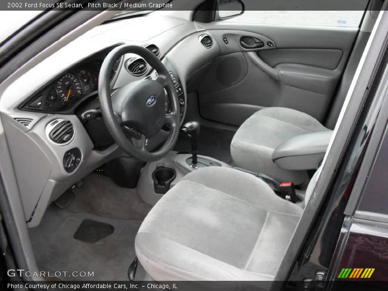 Pitch Black / Medium Graphite 2002 Ford Focus SE Sedan
