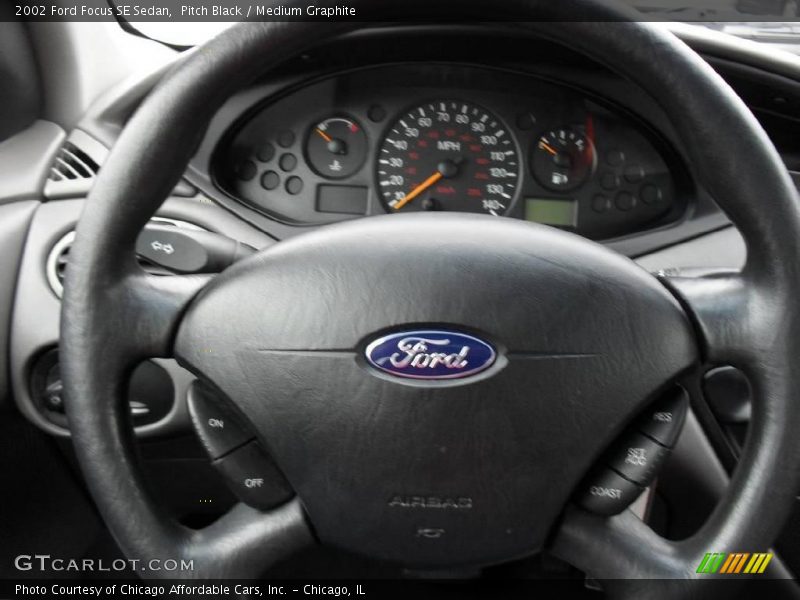 Pitch Black / Medium Graphite 2002 Ford Focus SE Sedan