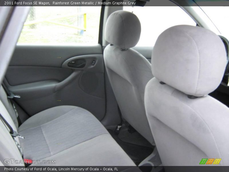 Rainforest Green Metallic / Medium Graphite Grey 2001 Ford Focus SE Wagon