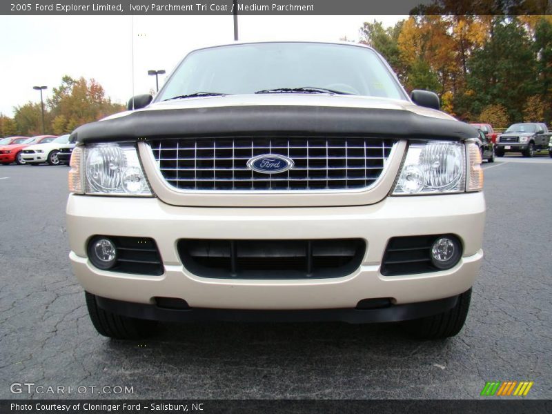 Ivory Parchment Tri Coat / Medium Parchment 2005 Ford Explorer Limited